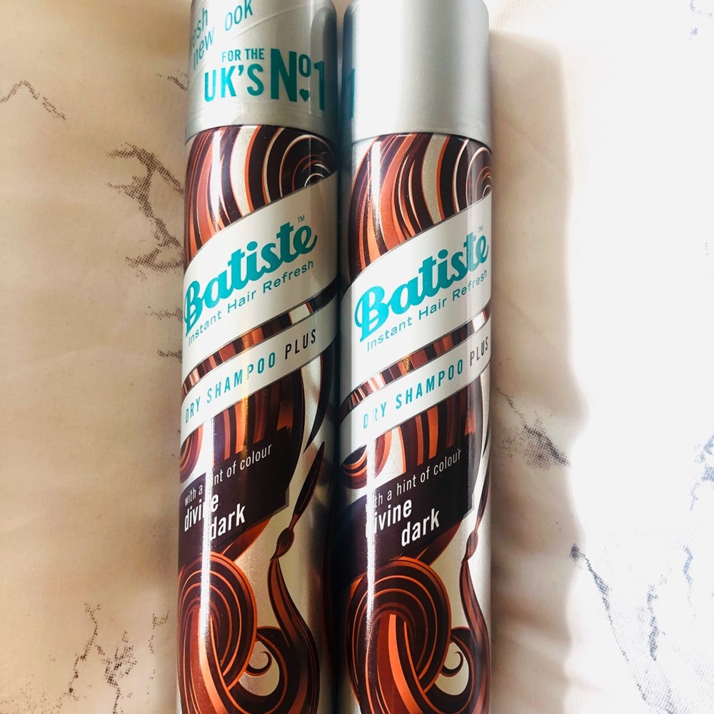 Batiste Divine Dark Dry Shampoo